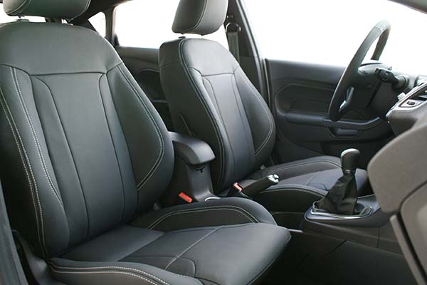 Ford Fiesta ST-Line Buffalino Zwart Voorstoelen