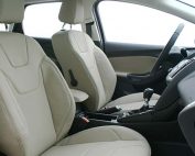 Ford Focus Alba eco-leather Pearl Voorstoelen